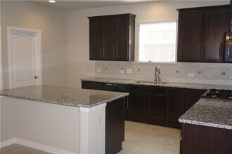 1021 Swan Flower St in Leander, TX - Building Photo - Building Photo