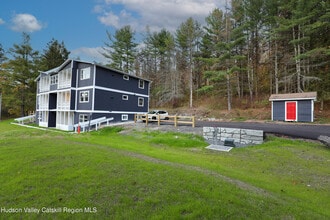 3191 NY-23 in Hillsdale, NY - Building Photo - Building Photo