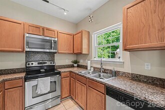 1706 Dallas Ave in Charlotte, NC - Building Photo - Building Photo