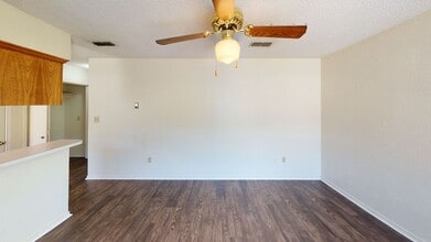 1408 Margie St in Denton, TX - Building Photo - Building Photo