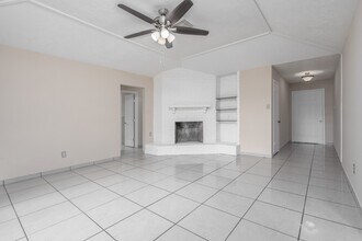9919 Overview Dr in Sugar Land, TX - Building Photo - Building Photo