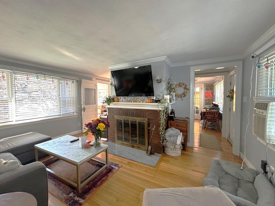 768 Main St, Unit 1 in Wakefield, MA - Foto de edificio