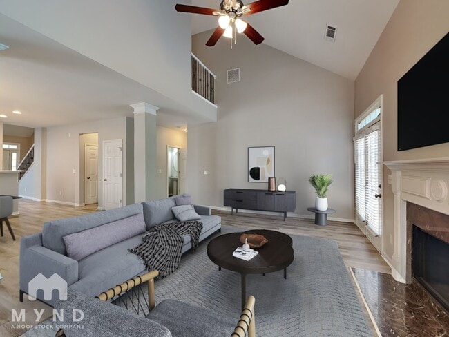 575 Briarhurst Ct