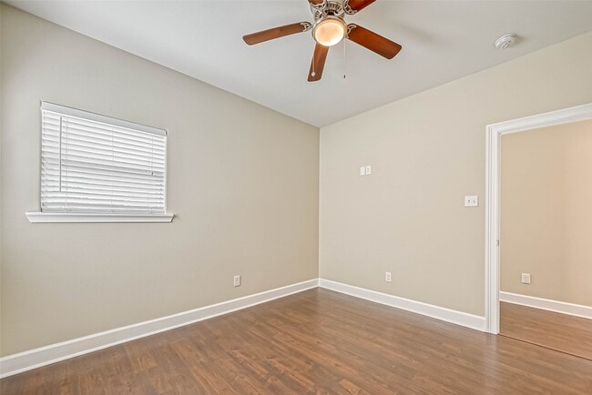 property at 503 E 40th 1/2 St