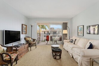 147 Por La Mar Cir in Santa Barbara, CA - Building Photo - Building Photo