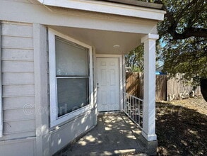 4118 Sunrise Pass in San Antonio, TX - Building Photo - Building Photo