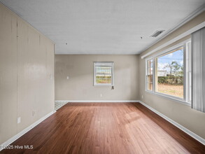 43 Sophia Dr in Jacksonville, NC - Building Photo - Building Photo