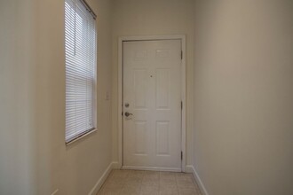 3614 Thornhill Dr in Champaign, IL - Building Photo - Building Photo