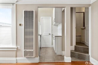 376 Frederick St in San Francisco, CA - Building Photo - Building Photo