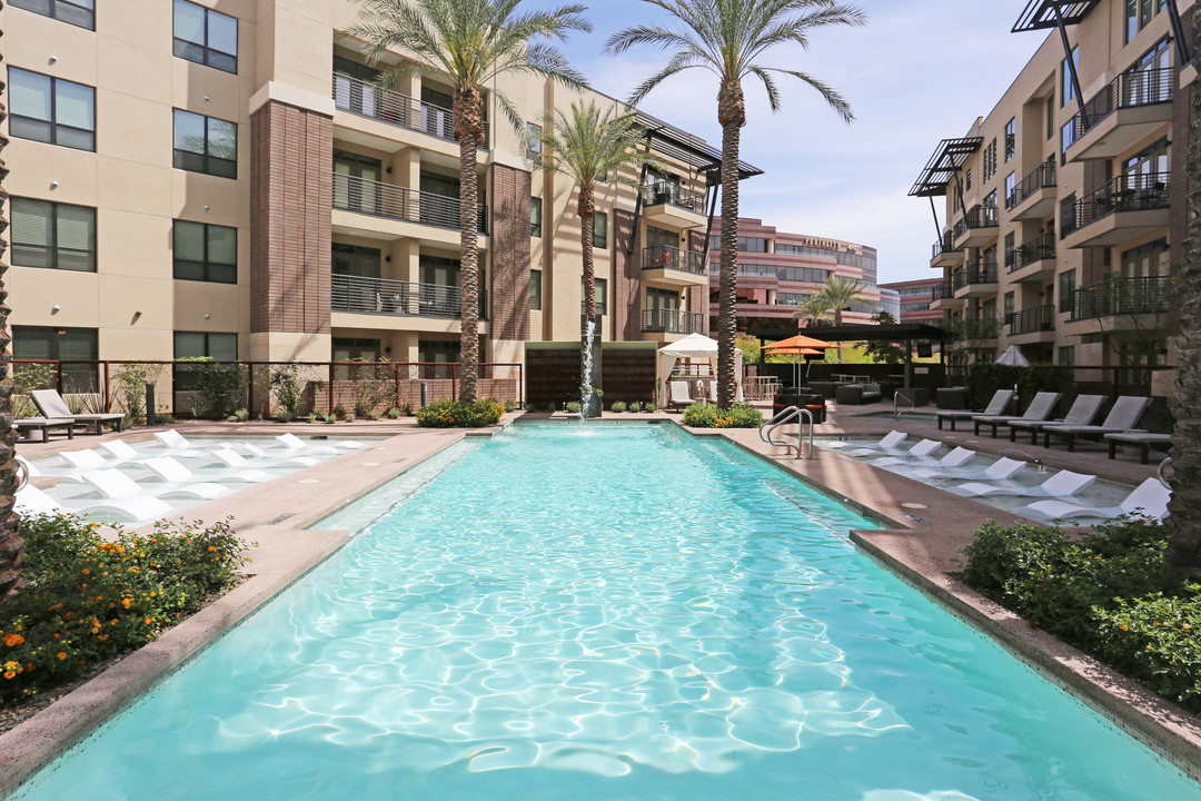 Moderne Apartments in Scottsdale, AZ - Foto de edificio