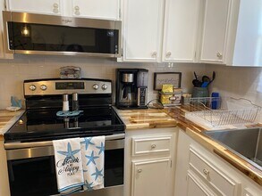 2901 N Halifax Ave, Unit 211 in Daytona Beach, FL - Building Photo - Building Photo
