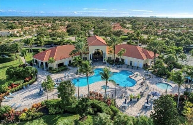 19617 Tesoro Way in Ft. Myers, FL - Building Photo - Building Photo