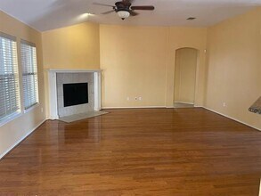 4418 Grantham Dr in Garland, TX - Building Photo - Building Photo