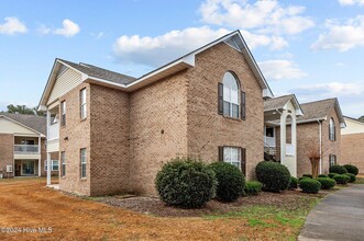 2910 Mulberry Ln in Greenville, NC - Building Photo - Building Photo