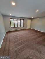 320 Troutman Rd in Collegeville, PA - Building Photo