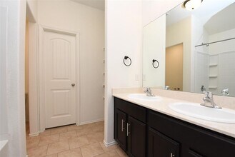 23010 Ari Crk Wy in Tomball, TX - Building Photo - Building Photo