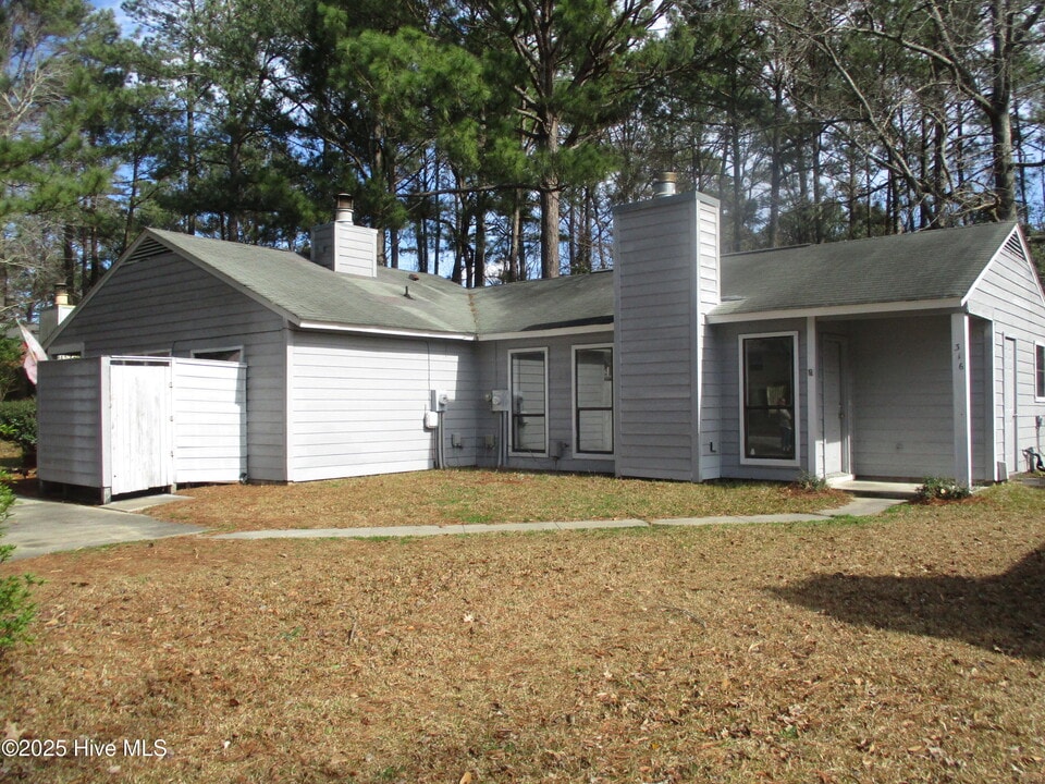 316 Pine Valley Rd in Jacksonville, NC - Building Photo