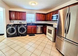 5643 Dodington Ct in Virginia Beach, VA - Building Photo - Building Photo