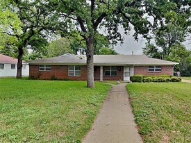 5311 Purington Ave in Fort Worth, TX - Building Photo