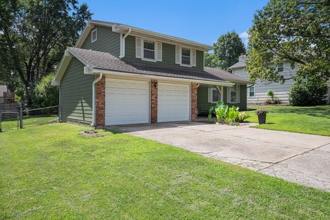 6409 W 101st St in Overland Park, KS - Building Photo - Building Photo