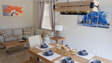 332 Gleneagles Dr in Davenport, FL - Building Photo - Building Photo