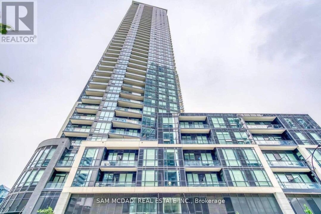 510-1510 Curran Place in Mississauga, ON - Building Photo