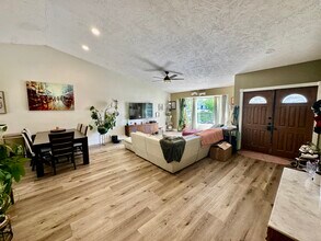 4492 Brook Dr in West Palm Beach, FL - Foto de edificio - Building Photo