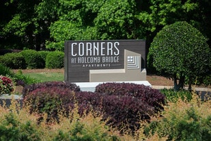 Corners at Holcomb Bridge in Peachtree Corners, GA - Building Photo