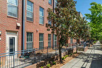 Mechanicsville Family Apartments in Atlanta, GA - Foto de edificio - Building Photo