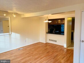 12508 Cross Ridge Way in Germantown, MD - Building Photo - Building Photo