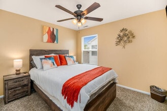 2364 Shiloh Dr in Aurora, IL - Building Photo - Building Photo