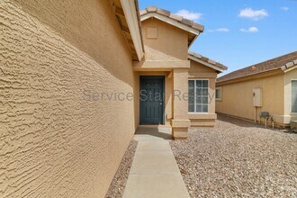 22010 W Solano Dr in Buckeye, AZ - Building Photo - Building Photo