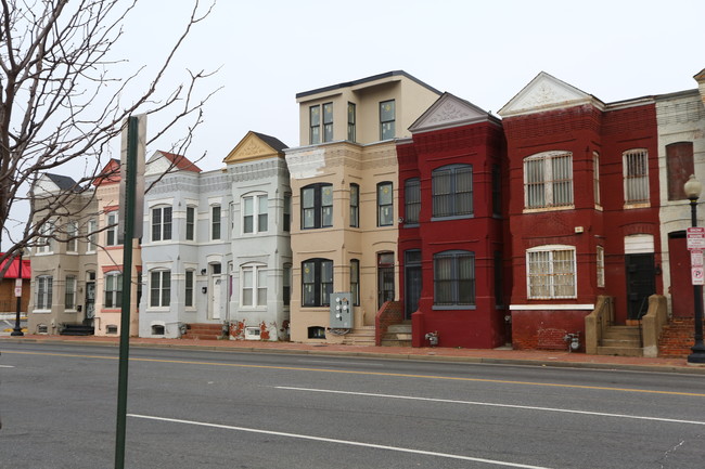 20 Florida Ave NE in Washington, DC - Building Photo - Building Photo