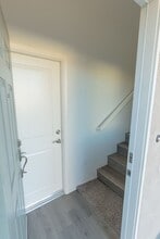 4075 Aurora Way in Piru, CA - Building Photo - Building Photo