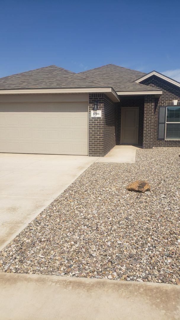 6804 Lonesome Dove Ln in Midland, TX - Building Photo - Building Photo
