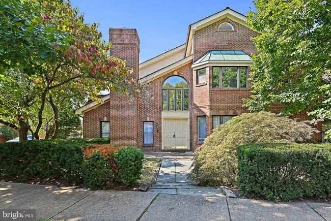 property at 1459 Hampton Hill Cir