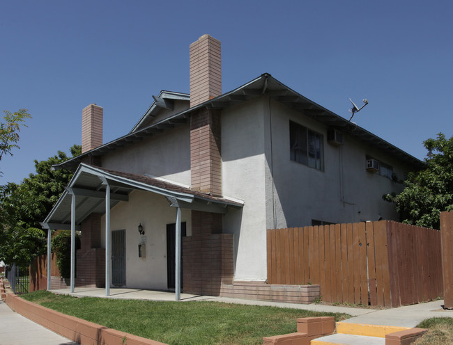 3030 Elgin Dr in Riverside, CA - Building Photo - Building Photo