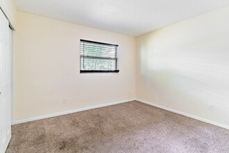 417 Woodrow Ave in Largo, FL - Building Photo - Building Photo