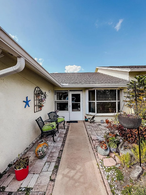 11036 SE Sea Pines Cir in Hobe Sound, FL - Building Photo - Building Photo