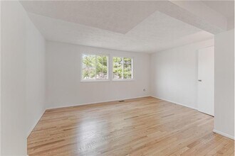 1682 Harvest Green Ct in Reston, VA - Building Photo - Building Photo