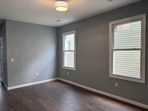 304 Chapel Ave in Jersey City, NJ - Building Photo - Building Photo