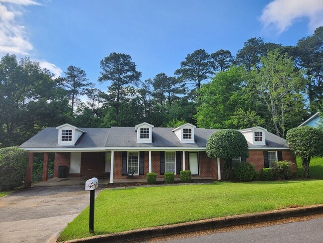 property at 1706 37th NE St