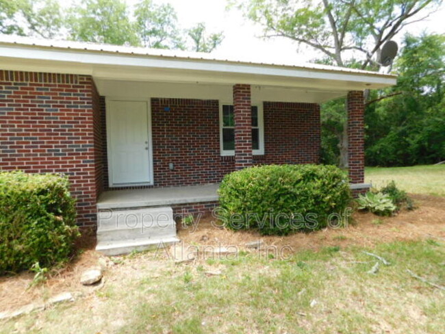 515 Almon Rd in Covington, GA - Building Photo - Building Photo