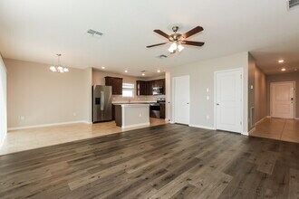 913 Coastal Hammock Ave in Ruskin, FL - Building Photo - Building Photo