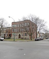 1523-1525 W Addison St Apartments