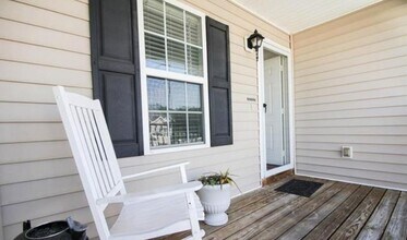 42 Bearing Cir in Port Wentworth, GA - Building Photo - Building Photo