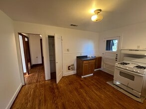 5004 Avenue F-Unit -1 in Austin, TX - Foto de edificio - Building Photo