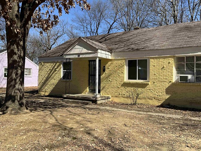 844 Leon Pl in Memphis, TN - Building Photo - Building Photo