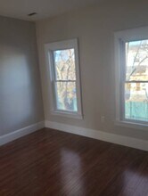 51 Mt Vernon St-Unit -4 in Melrose, MA - Building Photo - Building Photo