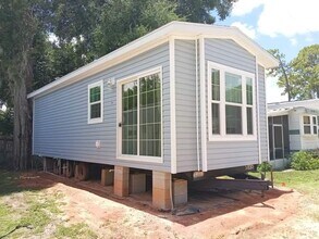 2166 E Camp N Comfort Ln in Avon Park, FL - Building Photo - Building Photo